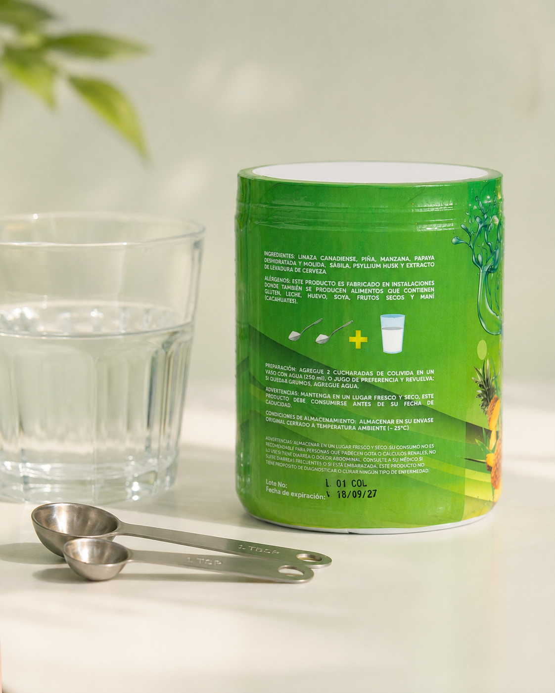 Preparación de Colivida en un vaso con agua